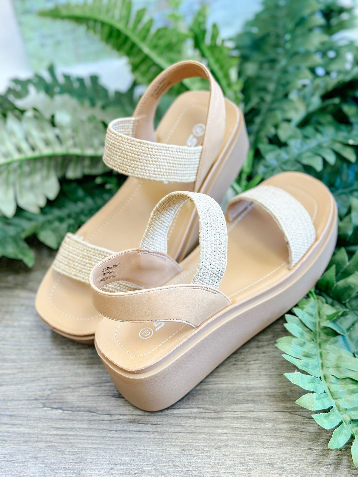 TESSIE RAFFIA WEDGE-NATURAL