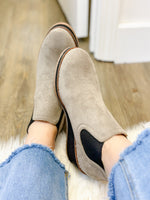 LATTE WEDGE BOOTIE-GREY SUEDE