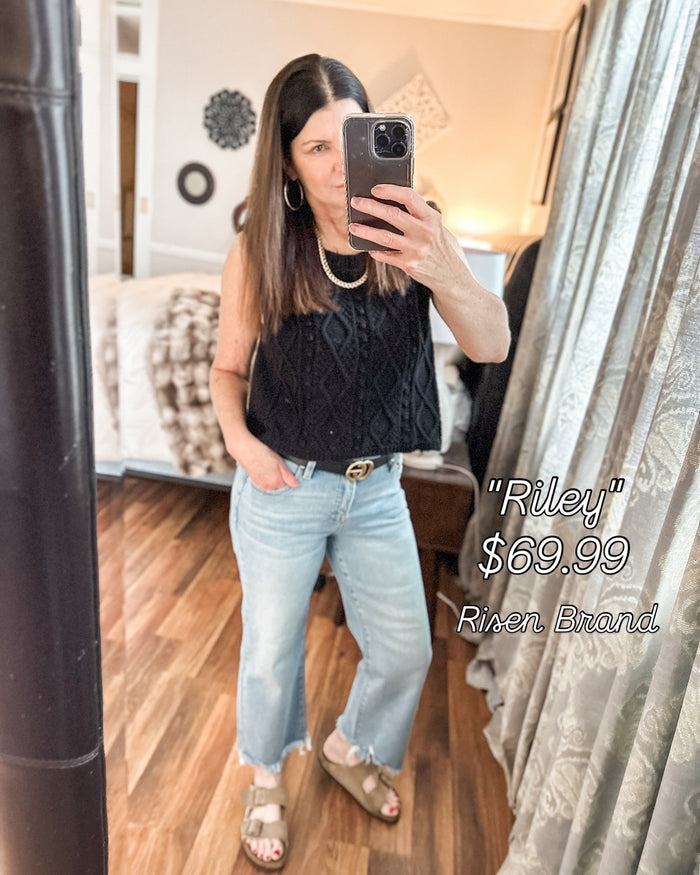 RILEY MID RISE CROPPED JEANS-LIGHT WASH (Risen Brand)