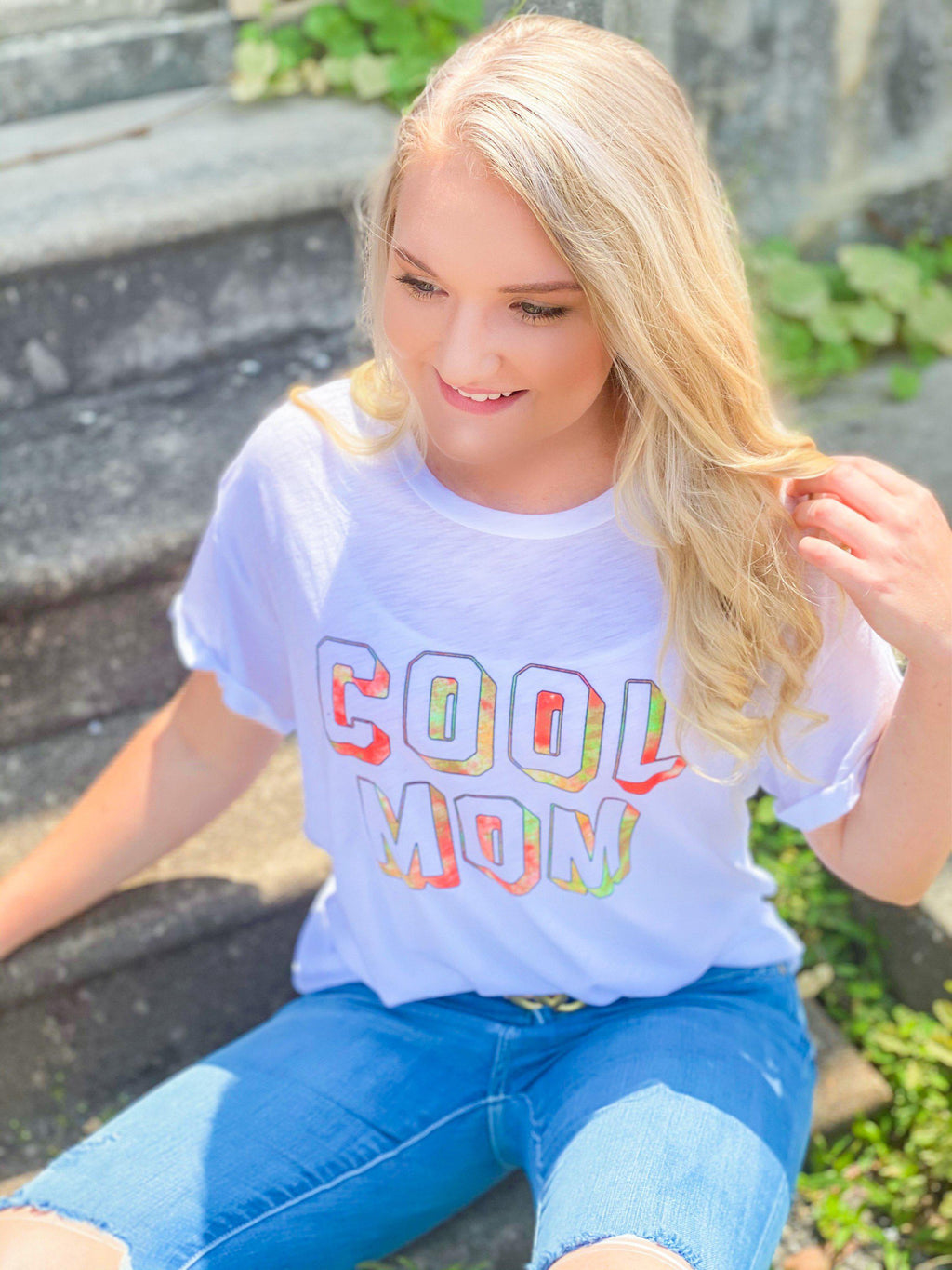 COOL MOM GRAPHIC TEE WHITE-Funky Shoes Laurel